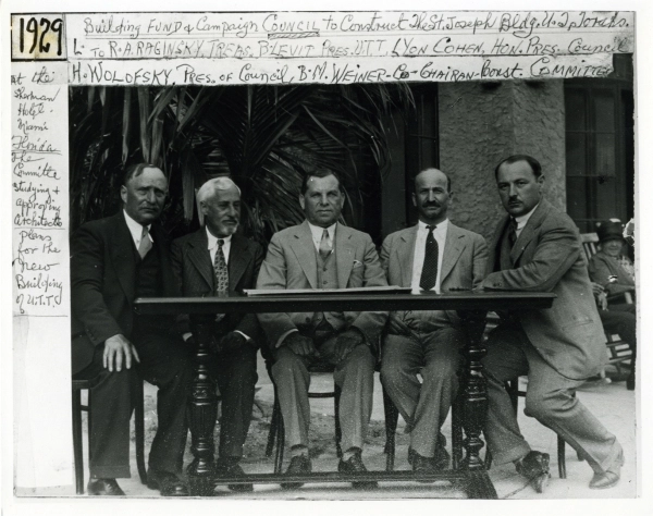 Lyon Cohen – Residence