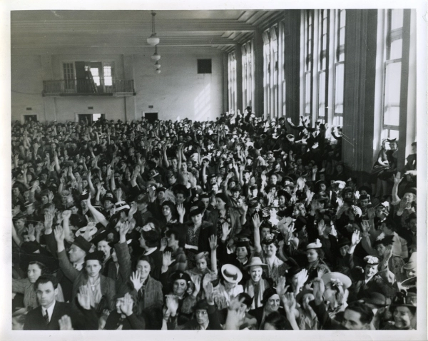 Image 3 of 14 for Les Midinettes Strike (1937) – Midinettes