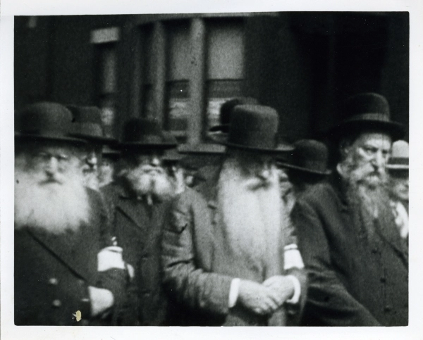 Image 6 of 12 for Rabbi Zvi Hirsch Cohen – Residence