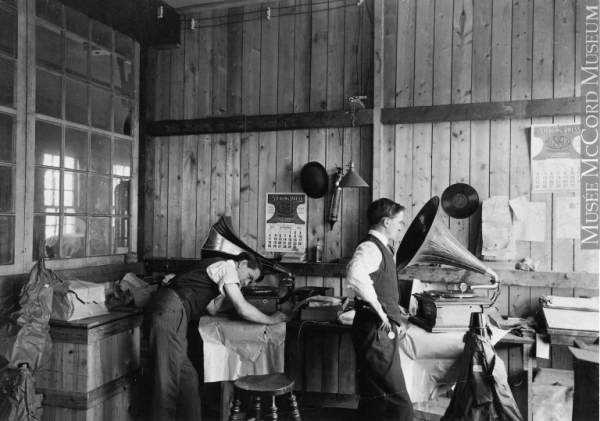 Image 23 sur 24 pour Emile Berliner - Berliner Gram-O-Phone Company of Canada - Industrie