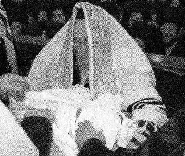 Image 14 of 26 for Puper Rav – Congregation Chassidim Belz
