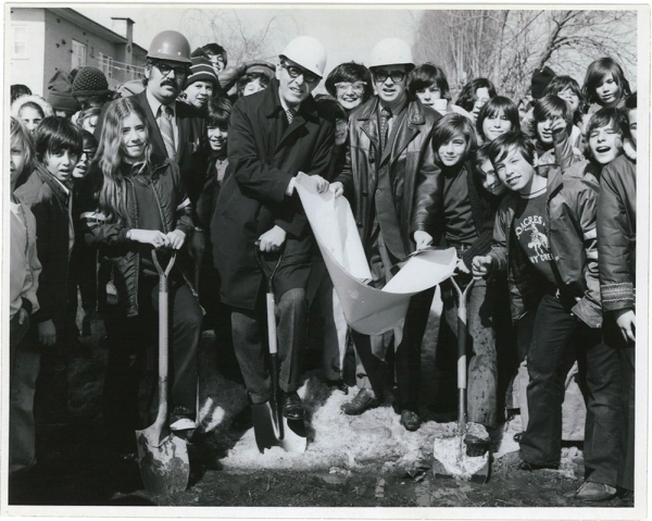 Image 16 sur 18 pour L’école nationale radicale - Peretz Shule