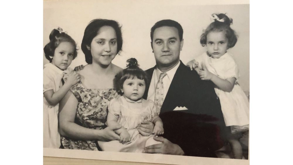 Perla Muyal and her family